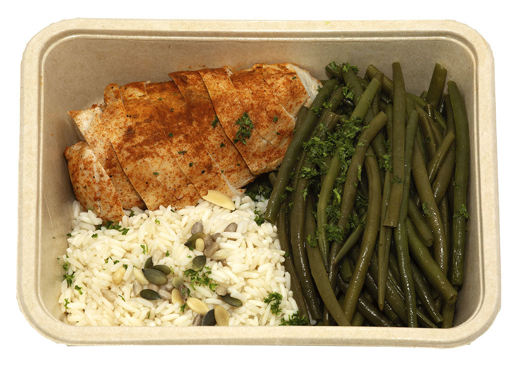 Kip met rijst en sperziebonen